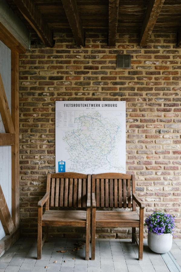 Hoeve De Reetjens - Le Grenier Bilzen Esterno foto